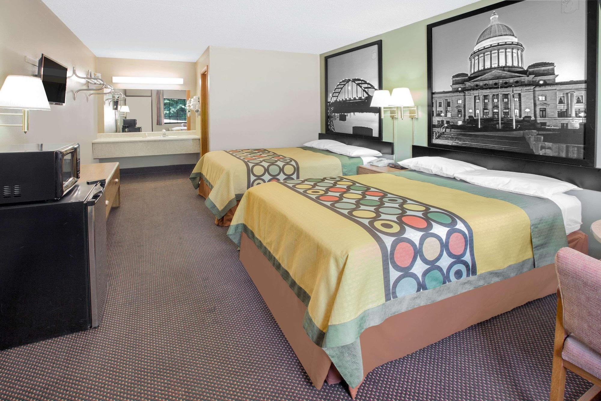 Super 8 By Wyndham Clarksville Ar Dış mekan fotoğraf